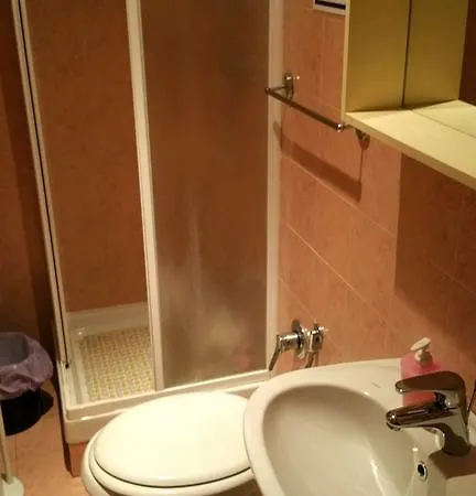 招待所 娇小美美旅馆 罗马